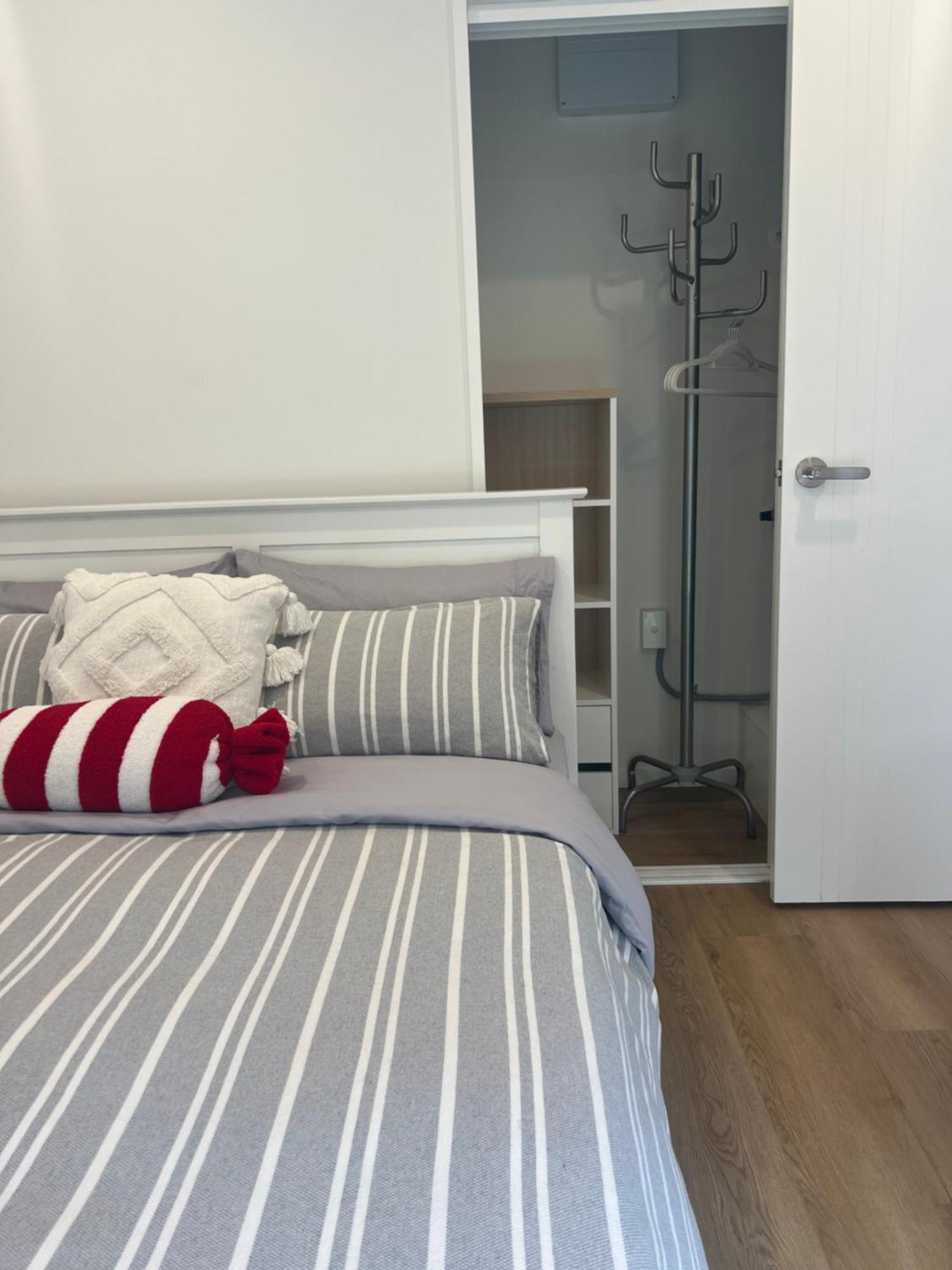 Waverly Place - Unique One Room Apartment Orewa Εξωτερικό φωτογραφία